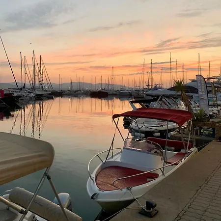 Appartement Emplacement Exceptionnel Pour 4 Personnes Boulouris-sur-Mer